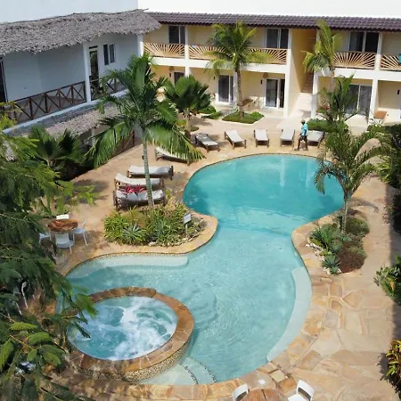 Kibanda Lodge And Beach Club